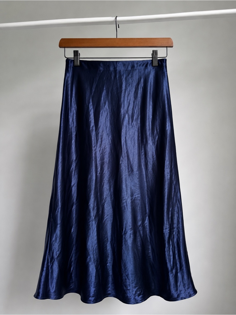 Aritzia Babaton Navy Satin A-Line Midi Skirt